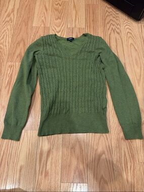 Reitmans Olive Cable Knit V-Neck Sweater